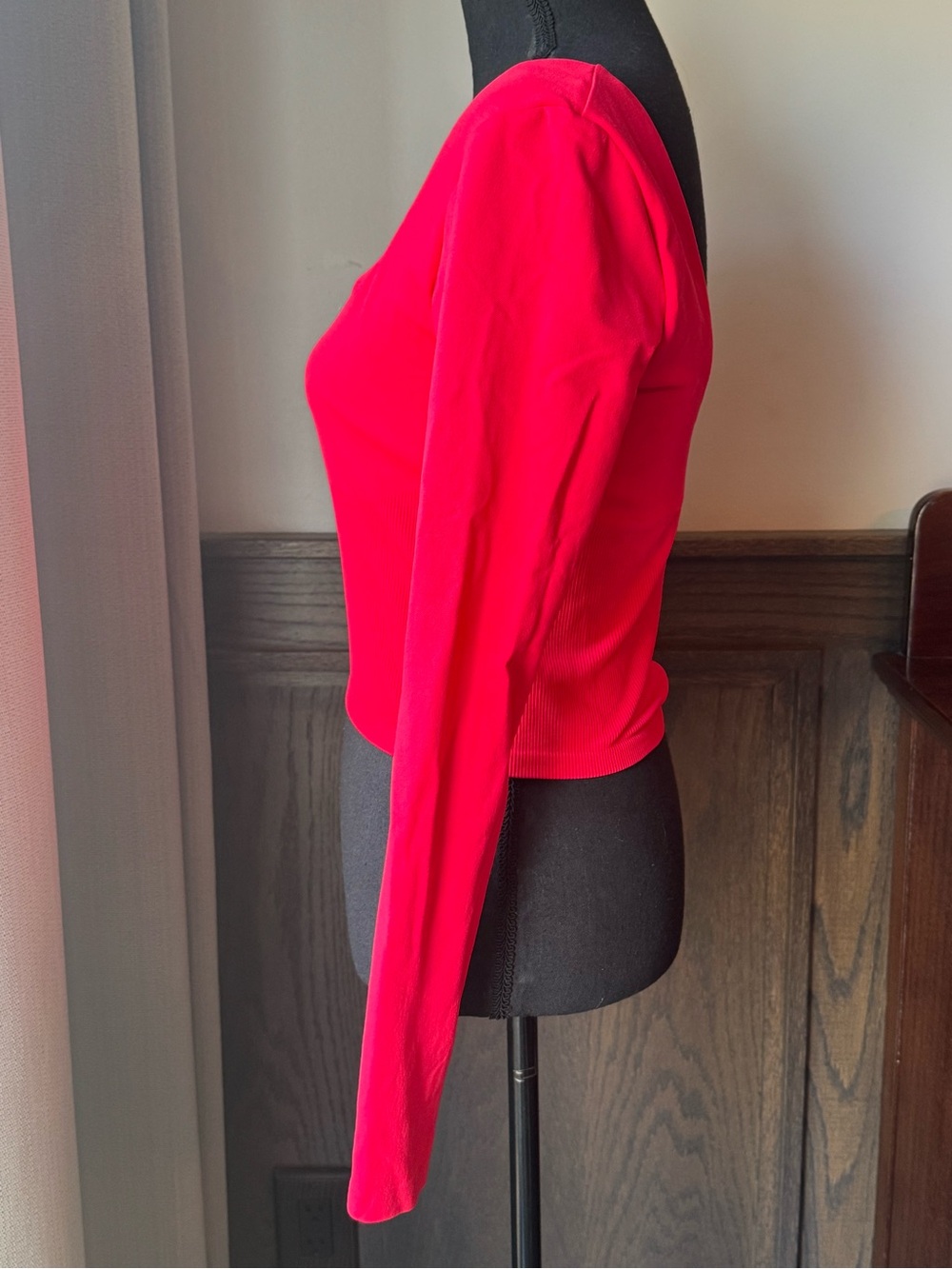 PINK Victoria's Secret Long Sleeve Sweetheart Crop Top - Bright Pink - Picture 3 of 7